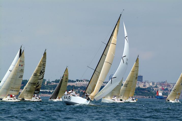 M.A.T. 12 12.45 m IRC Cruiser / Racer  Modern Rig