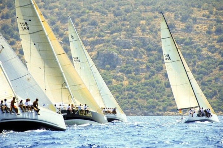 M.A.T. 12 12.45 m IRC Cruiser / Racer  True Dual Purpose Yacht